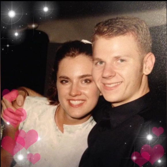 Meet your Posh Ambassador! Christie - Picture 7 of 9